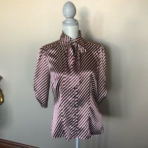 Dress up blouse size M